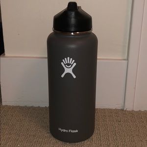 32 oz brand new Hydroflask